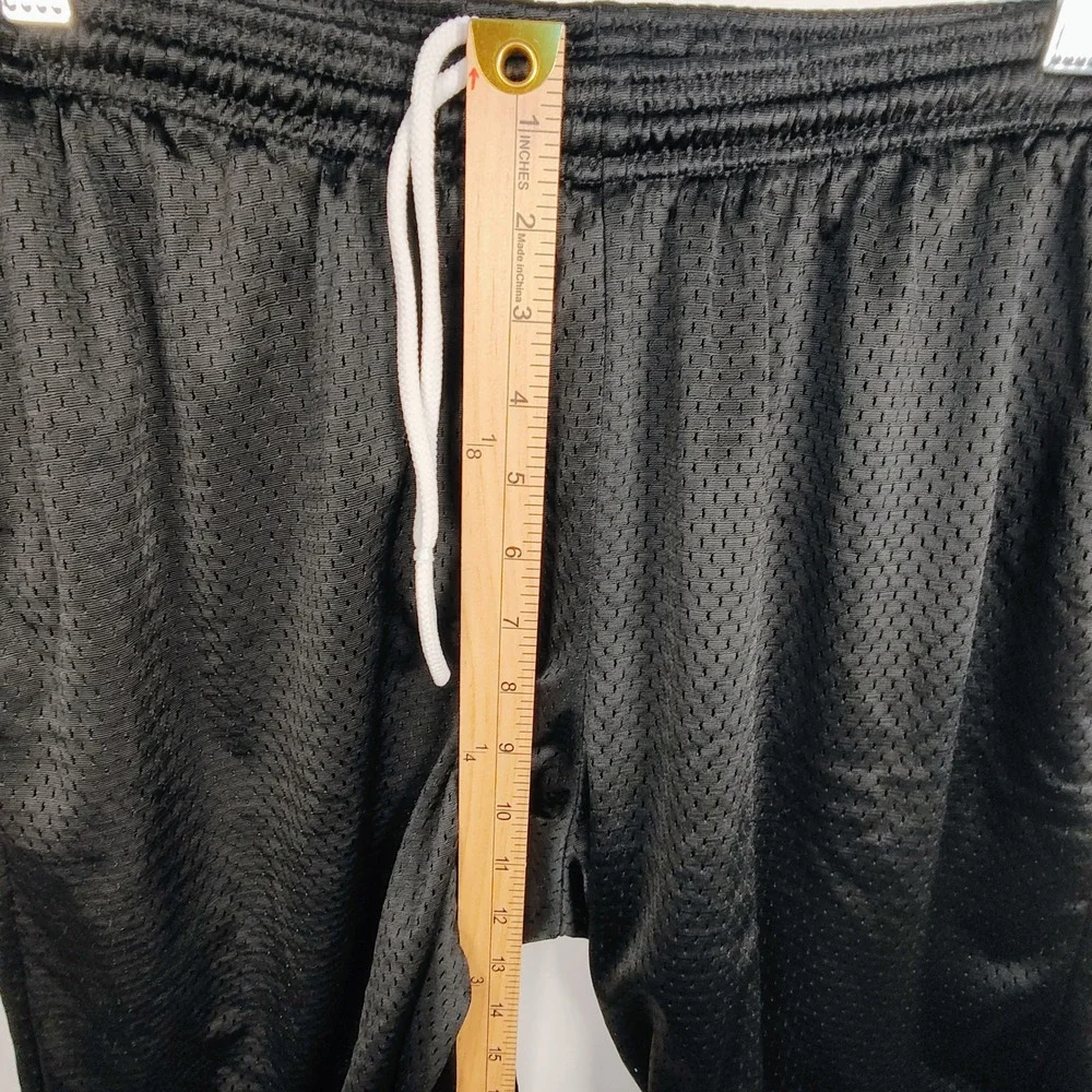 Champion Men's‎ Long Mesh Black Shorts Large